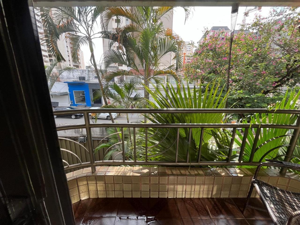Casa Quintal Bueno! 5 Quartos Com Ar Split E Internet Ultra! Perto Do De Goiania! Marista Parques Areiao E Vaca Brava Hospital Premium Mater Dei Blue Fit Perdomo Shopping!